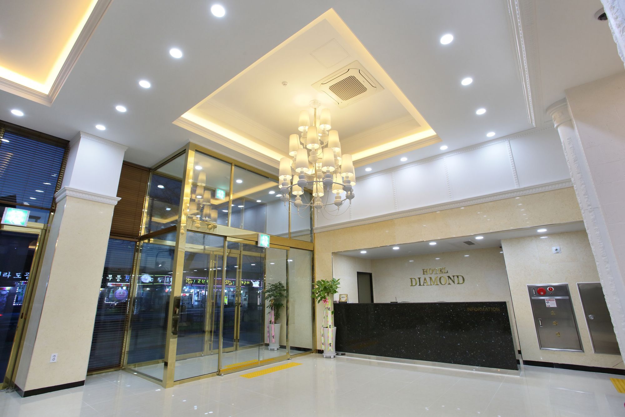 Diamond Tourist Hotel Inchon Exteriör bild